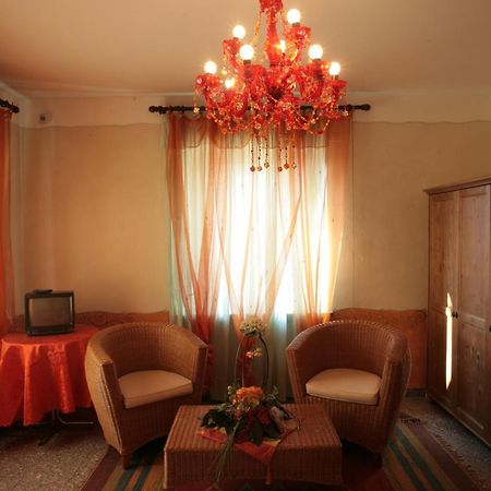 科罗纳塔格罗萨酒店 Balangero 外观 照片